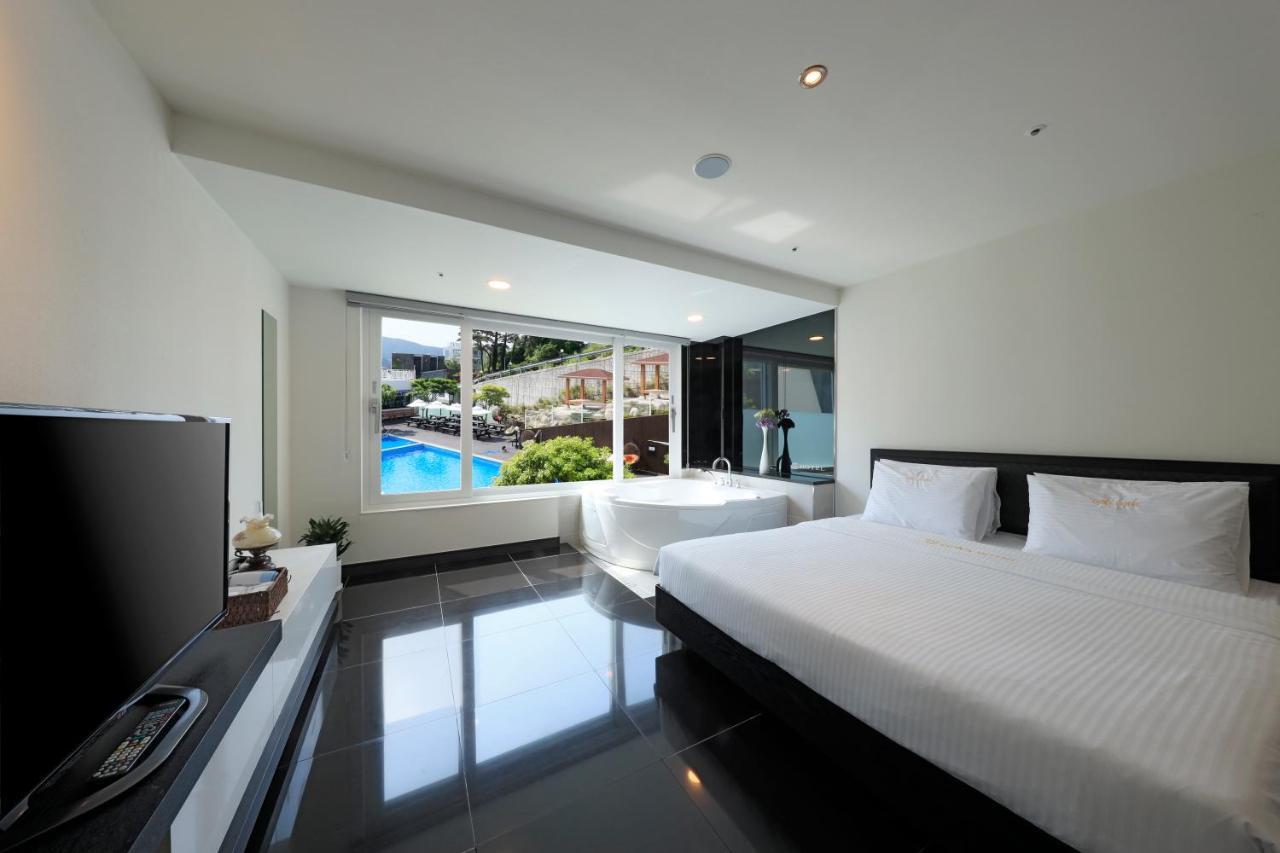 Doya Hotel גאוז'ה מראה חיצוני תמונה