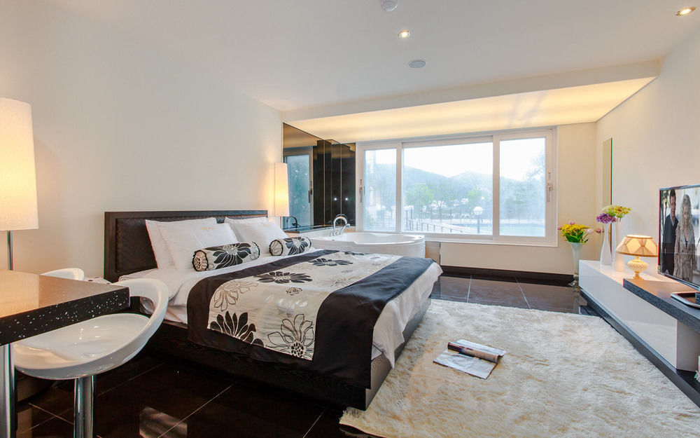 Doya Hotel גאוז'ה מראה חיצוני תמונה