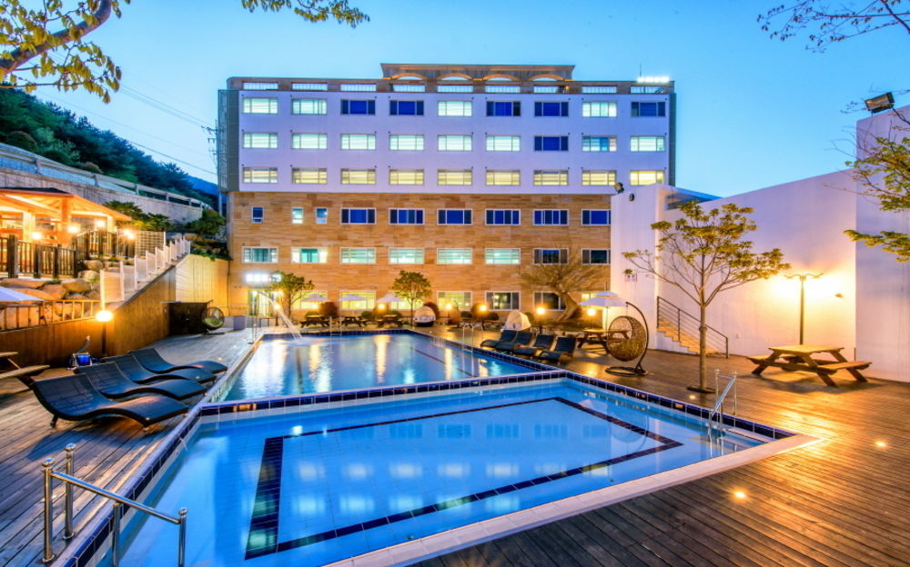 Doya Hotel גאוז'ה מראה חיצוני תמונה