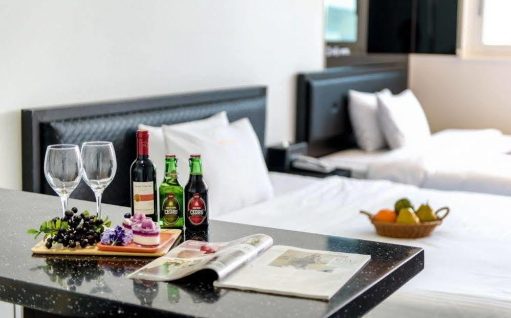 Doya Hotel גאוז'ה מראה חיצוני תמונה